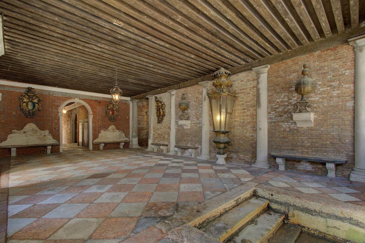 Doge Stair, Gorgeous - Bbc Venice Grand 2024 Tour Recorded Here! Buitenkant foto